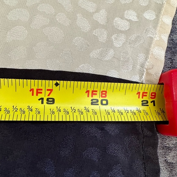 Lloyd Williams Delicate Vintage Black White Leaf Print 100% Silk Top Blouse SZ 4 - Picture 15 of 15